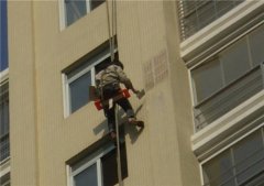 房屋阳台飘窗